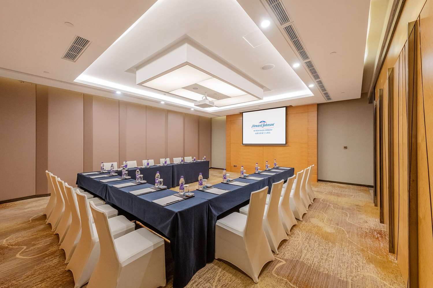 Howard Johnson By Wyndham Hi Tech Plaza Chengdu 6/14