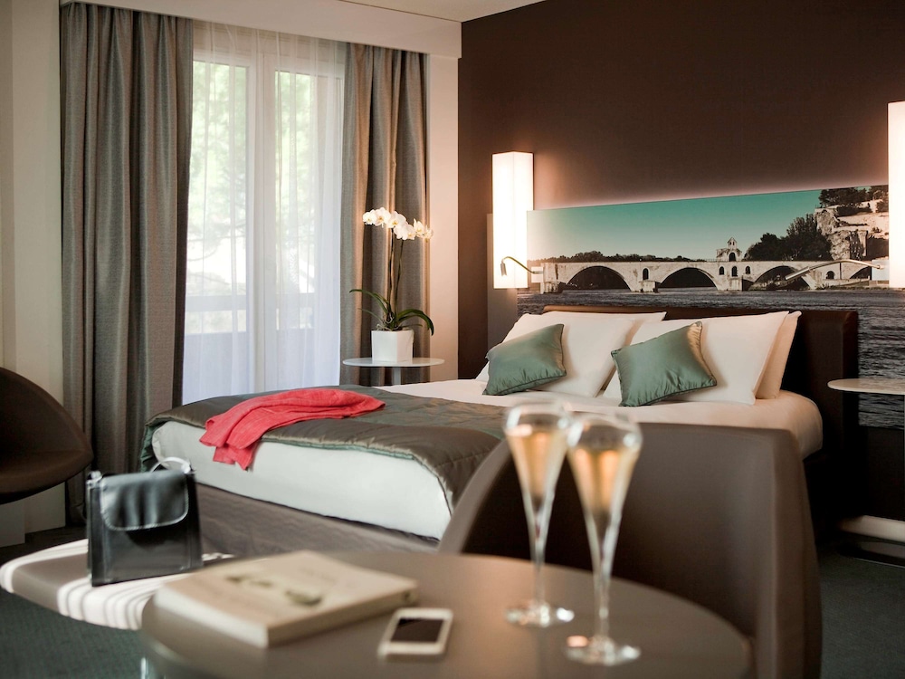 Mercure Pont D'avignon Centre 36/84