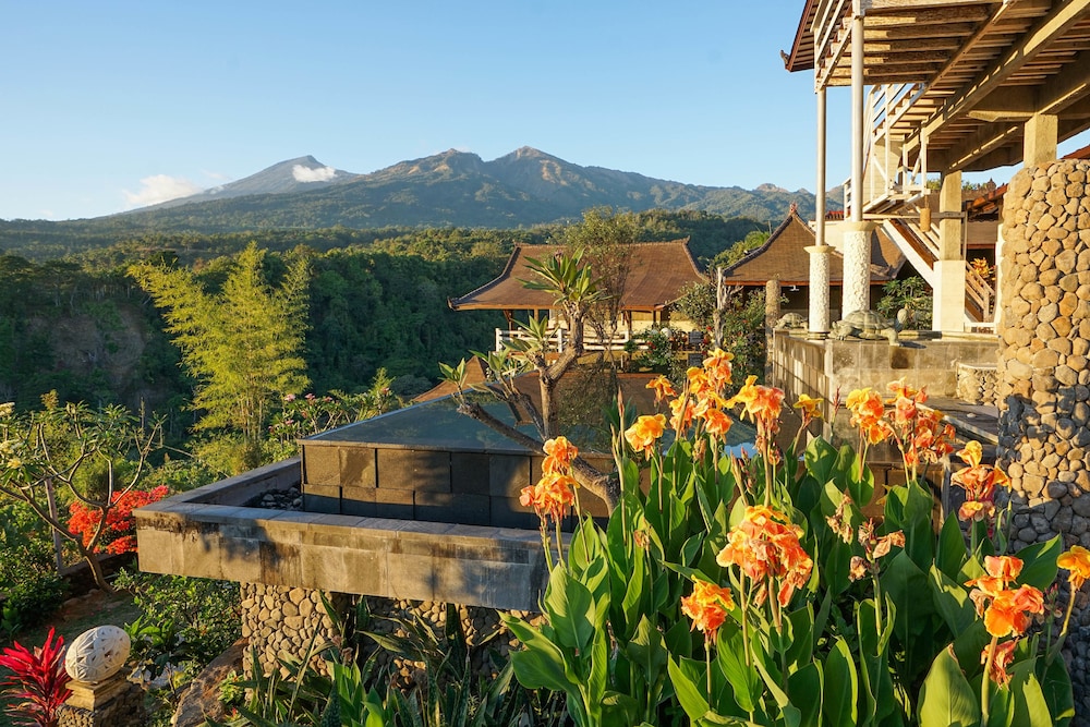 Rinjani Lodge 40/46