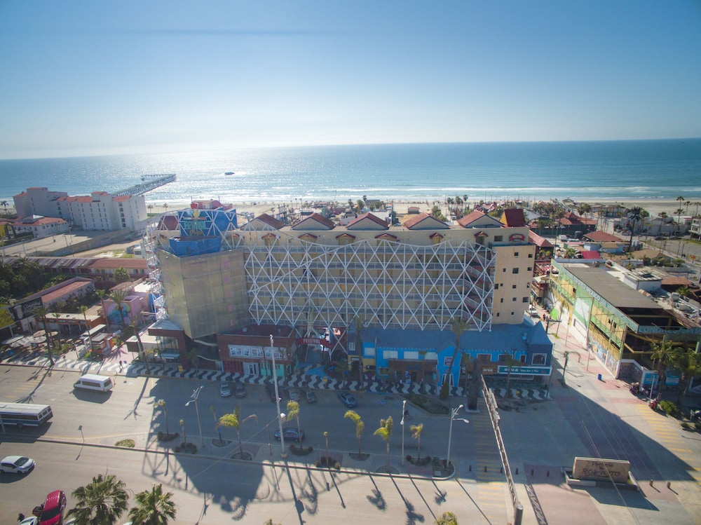 Festival Plaza Rosarito 45/72