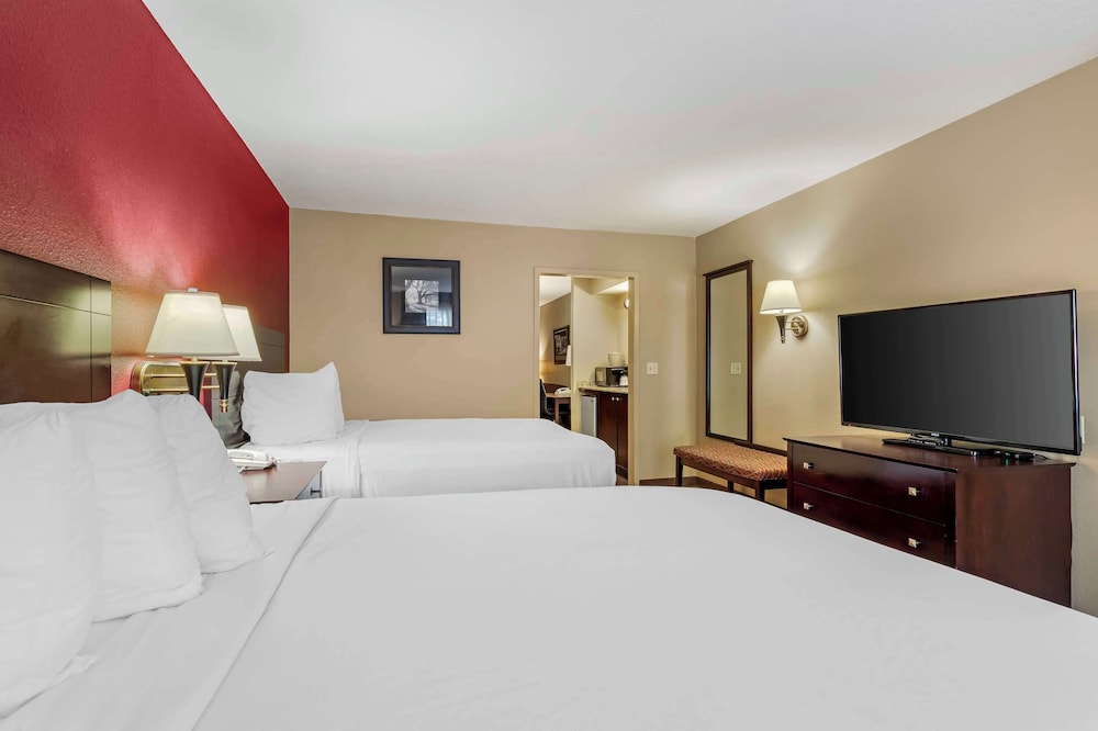 Suite, 2 Queen Beds