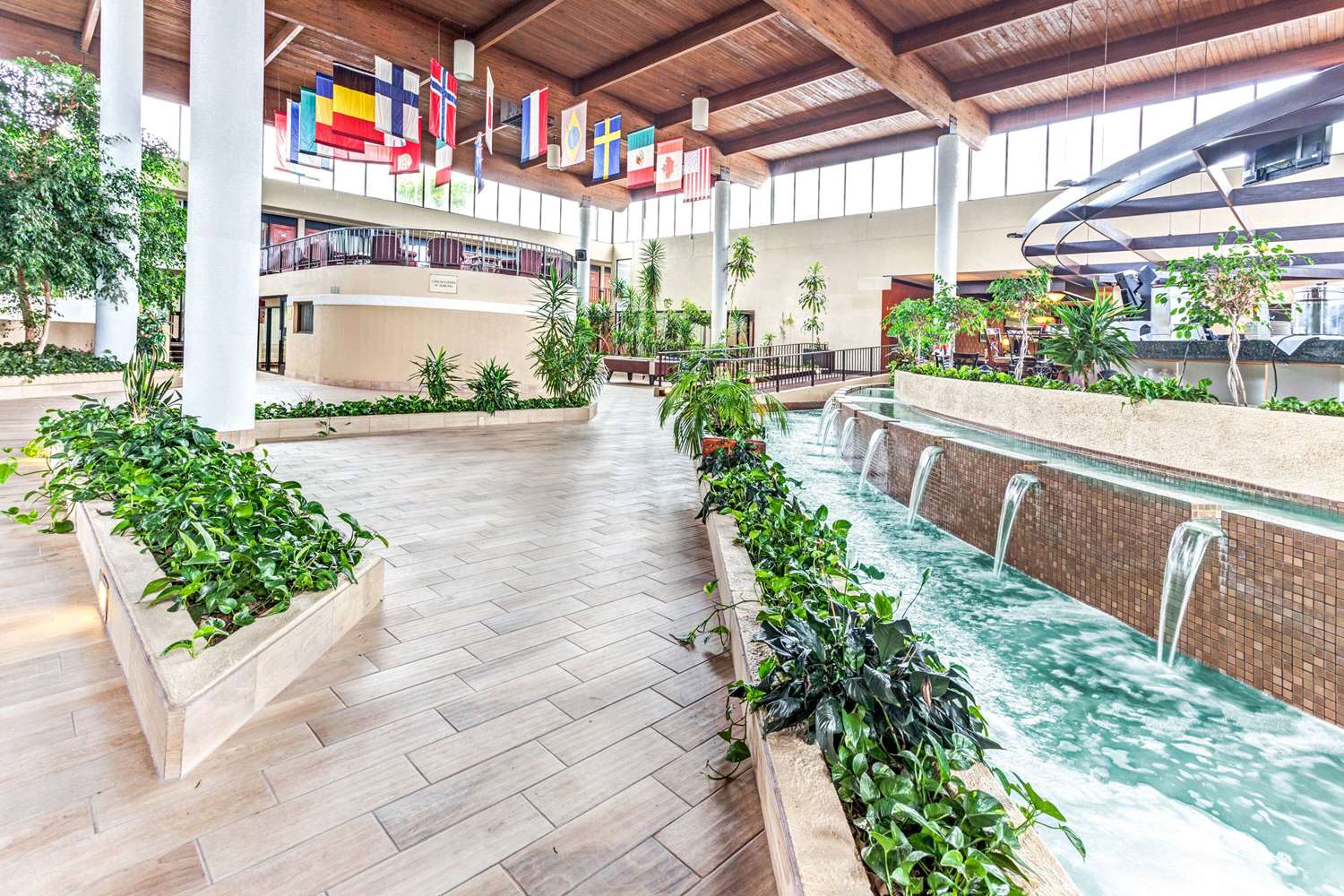 Wyndham Garden Romulus Detroit Metro Airport 4/40