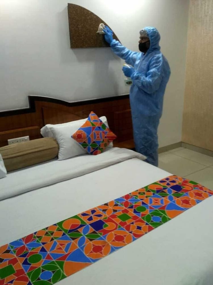 HOTEL AMBASSADOR VADODARA 36/50