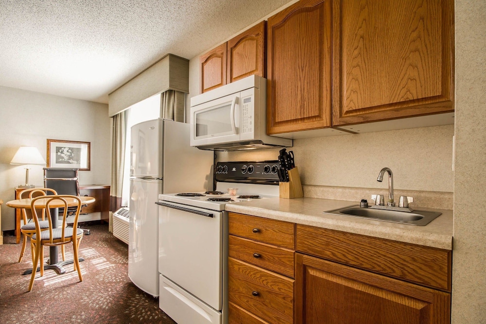 Comfort Inn Fond Du Lac 36/44