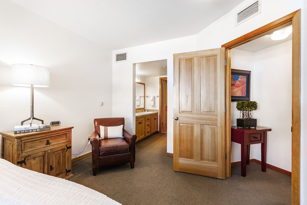 The Caledonian By All Seasons Resort Lodging 59/80