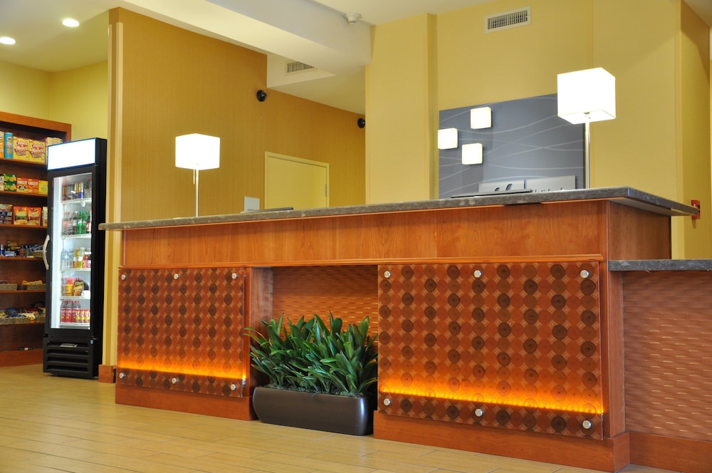 Holiday Inn Express Hotel And Suites Prattville South 6/53