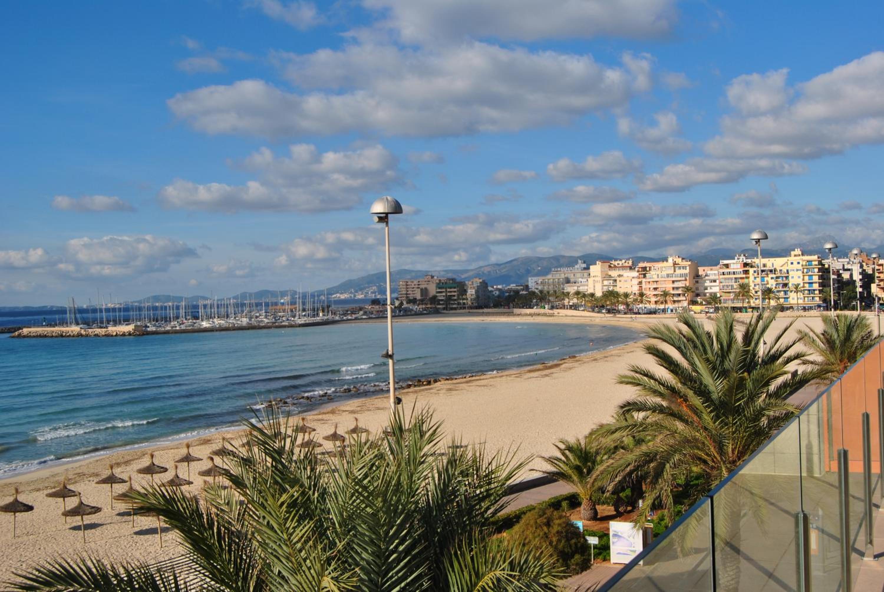 Apartaments Delfin 20/27