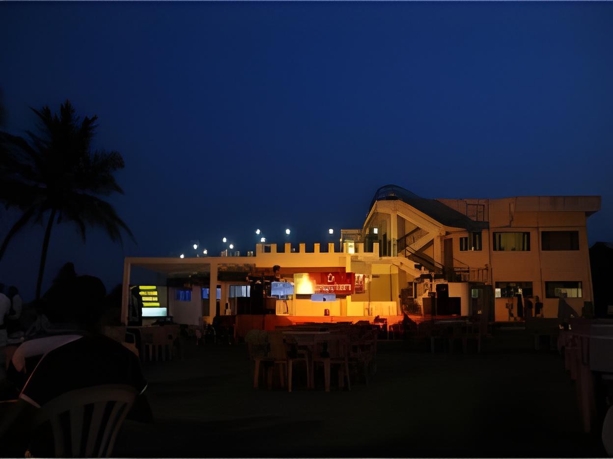 St James Court Beach Resort 2/18