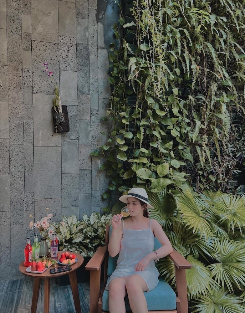 Tam House Villa Hotel 44/50