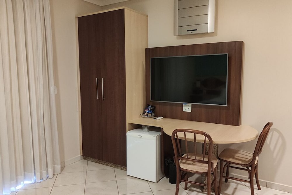 Hotel Lago Dourado 20/64