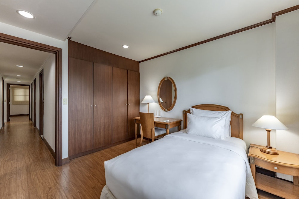 Garden View Court Serviced Apartments 16/50