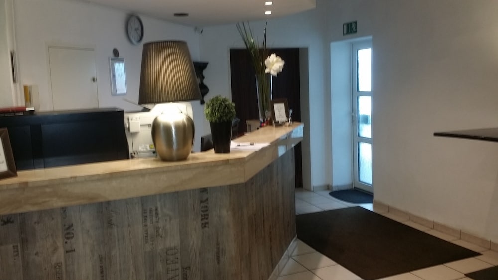 Hotel am Stadion 6/21