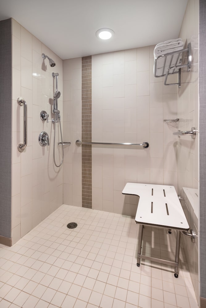 Hyatt Place Denver Tech Center 11/60