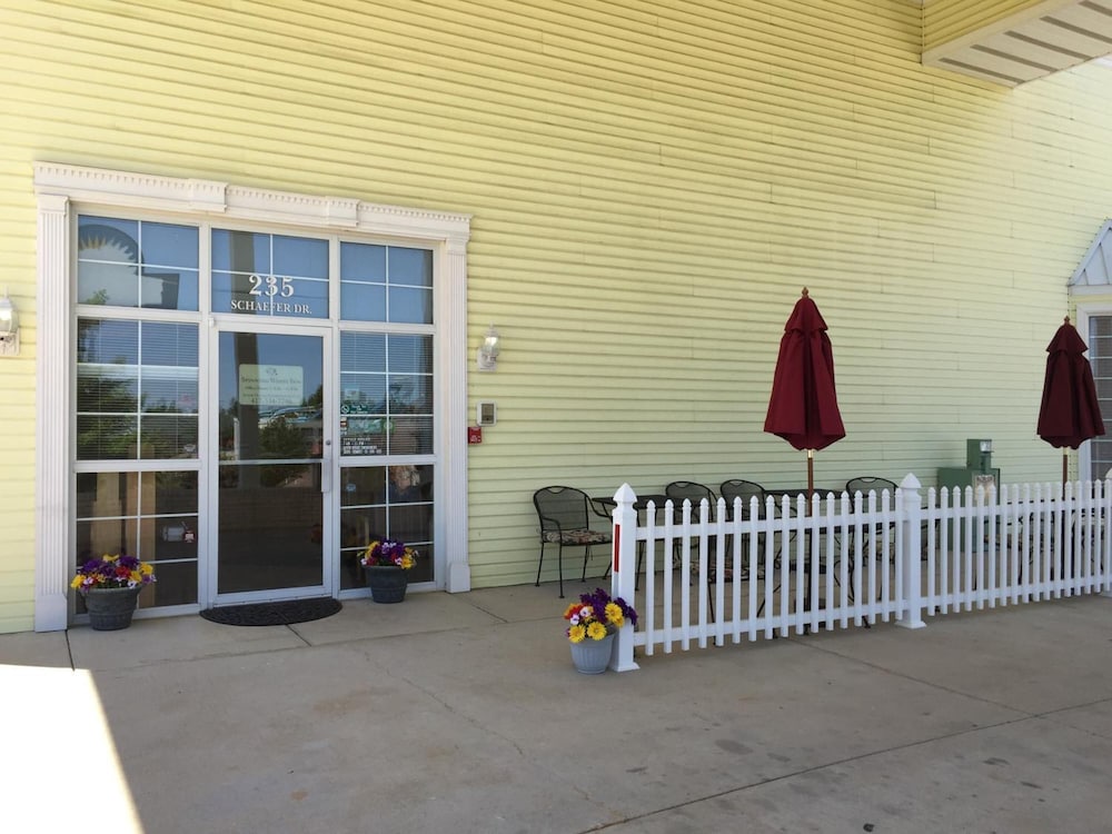 Spinning Wheel Inn 29/40