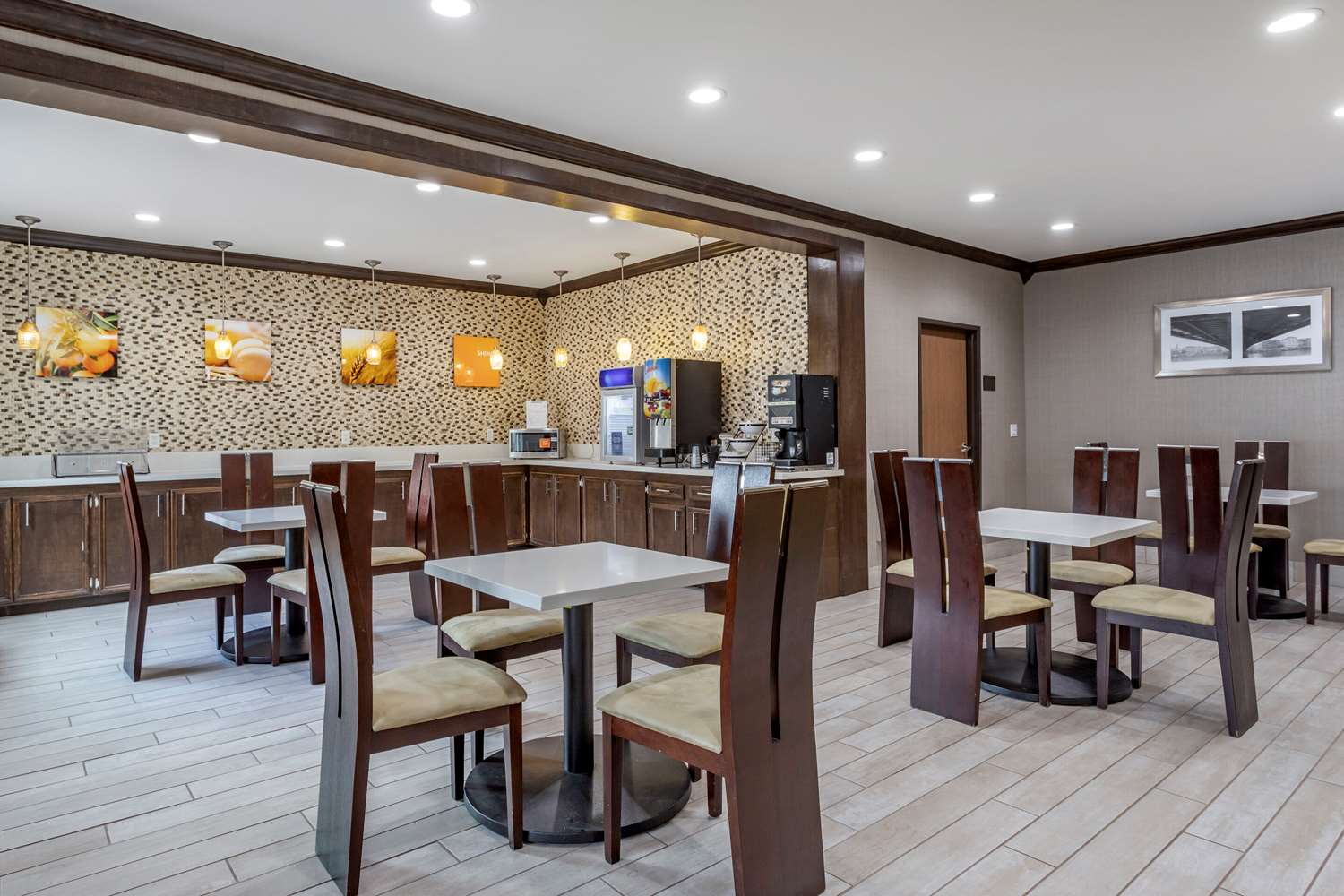 Comfort Inn Suites North Little Rock Jfk Blvd 9/14
