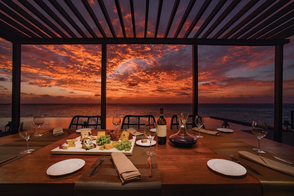 Ozen Life Maadhoo Resort 46/63