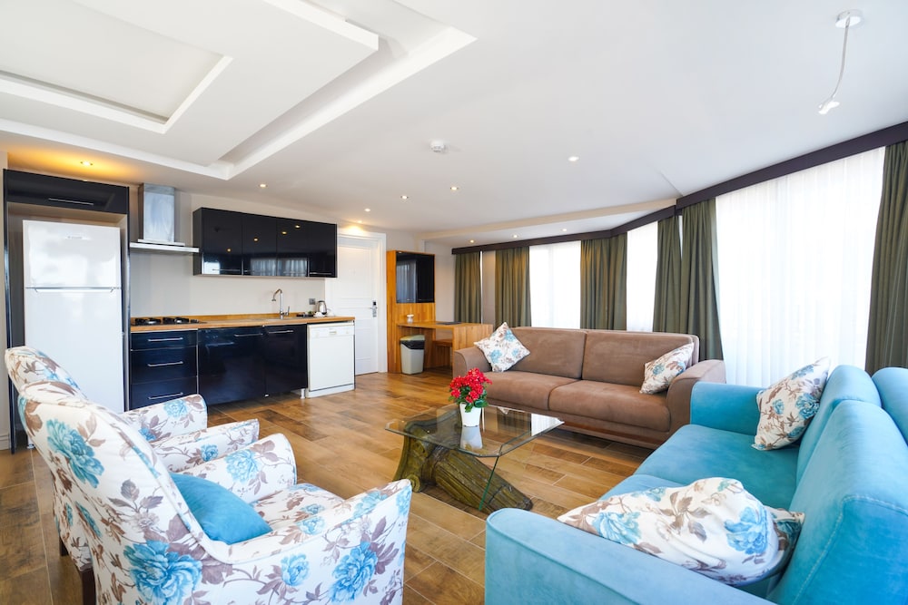 Aurasia Sea Side Hotel 46/63