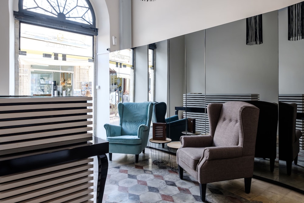 La Maltese Boutique Limassol 33/50
