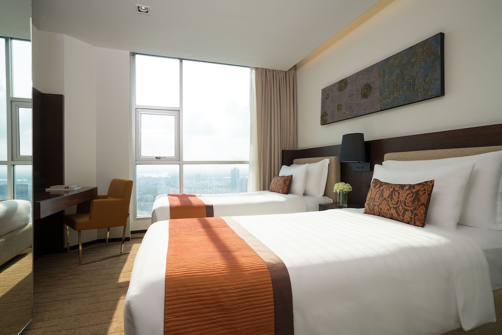 JC Kevin Sathorn Bangkok Hotel (ex. Anantara Sathorn Bangkok Hotel) 11/64