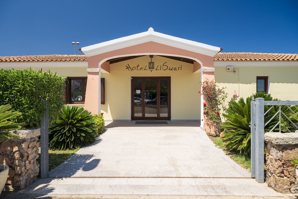 Li Suari Club Village in SAN TEODORO (SARDINIA)