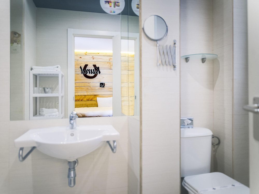 Ibis Styles Arnedo La Rioja 42/45