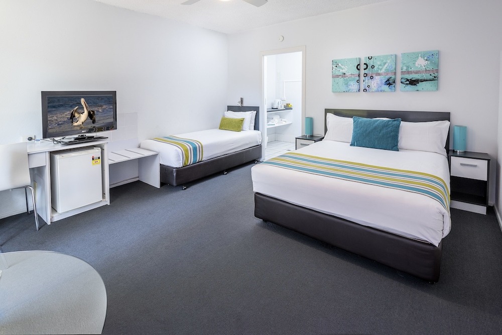 The Beach Motel Hervey Bay 7/72