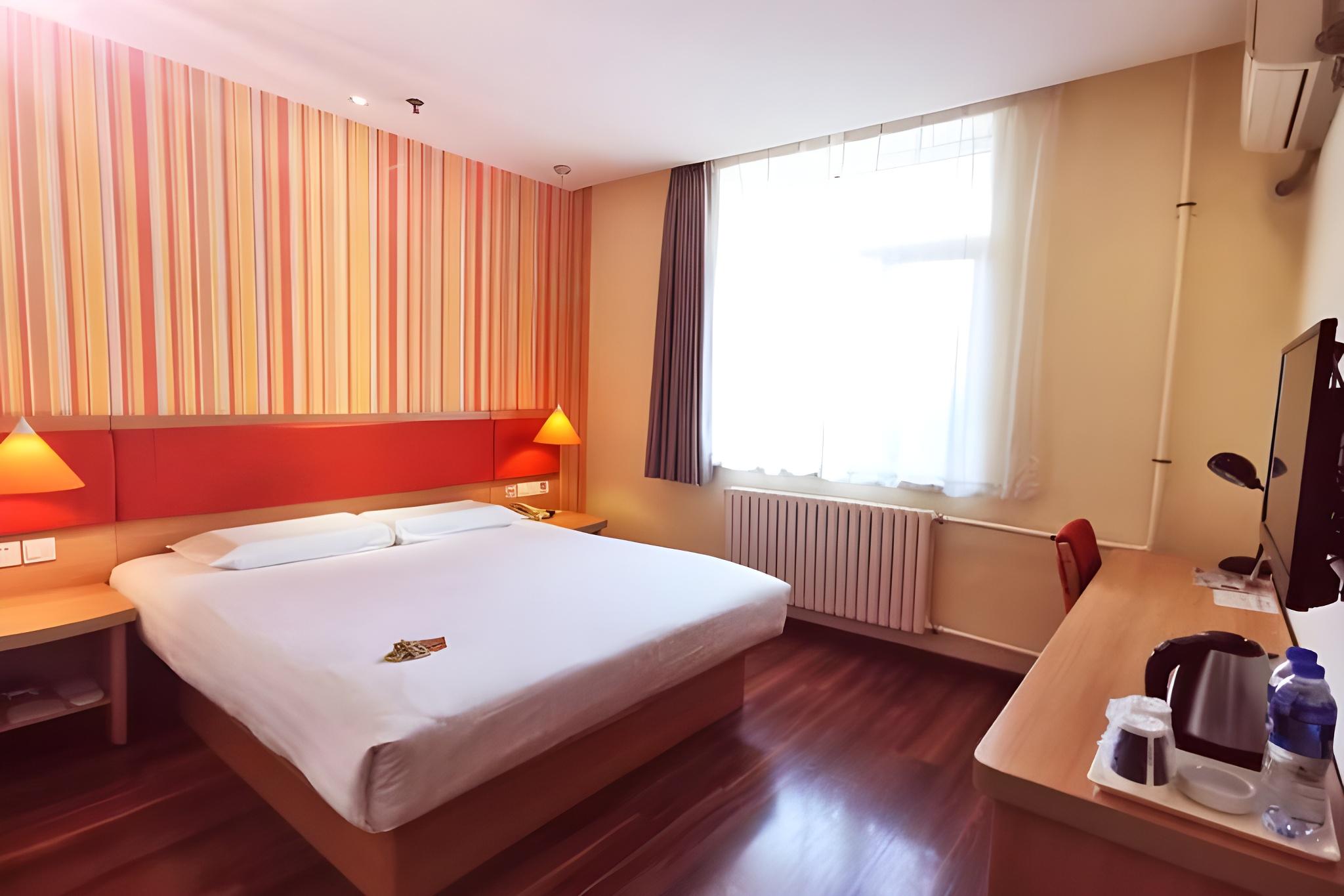 Home Inn Shenyang Zhangshi Development Zone Metro Station Branch 16/37