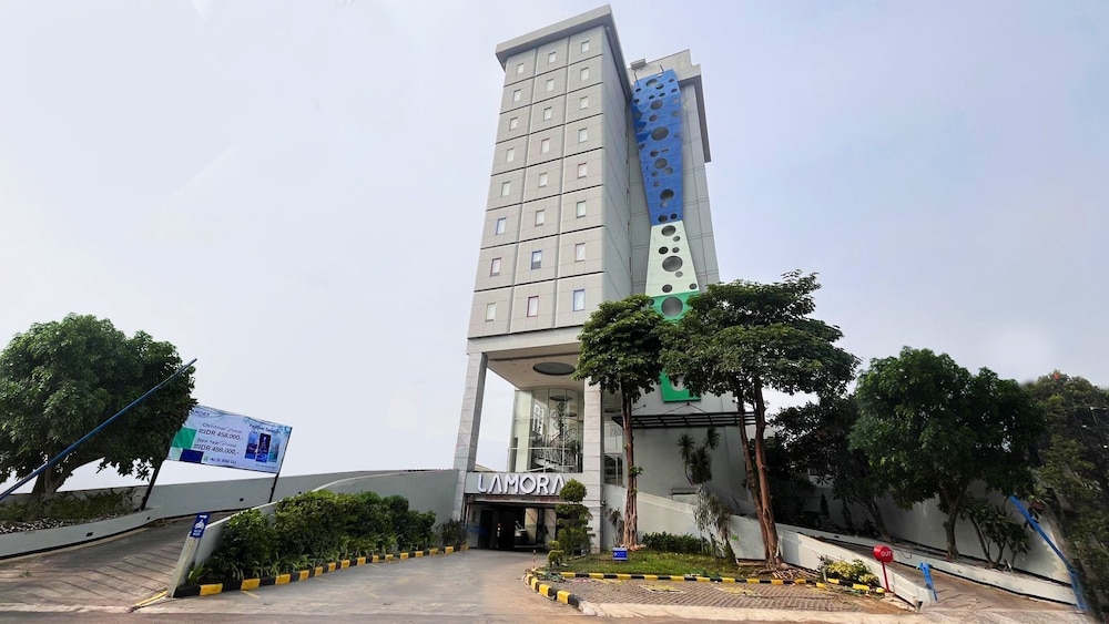 LAMORA Kota Lama Surabaya 51/53