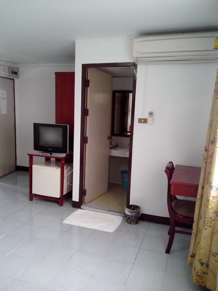 Regent Lodge Lampang 8/69