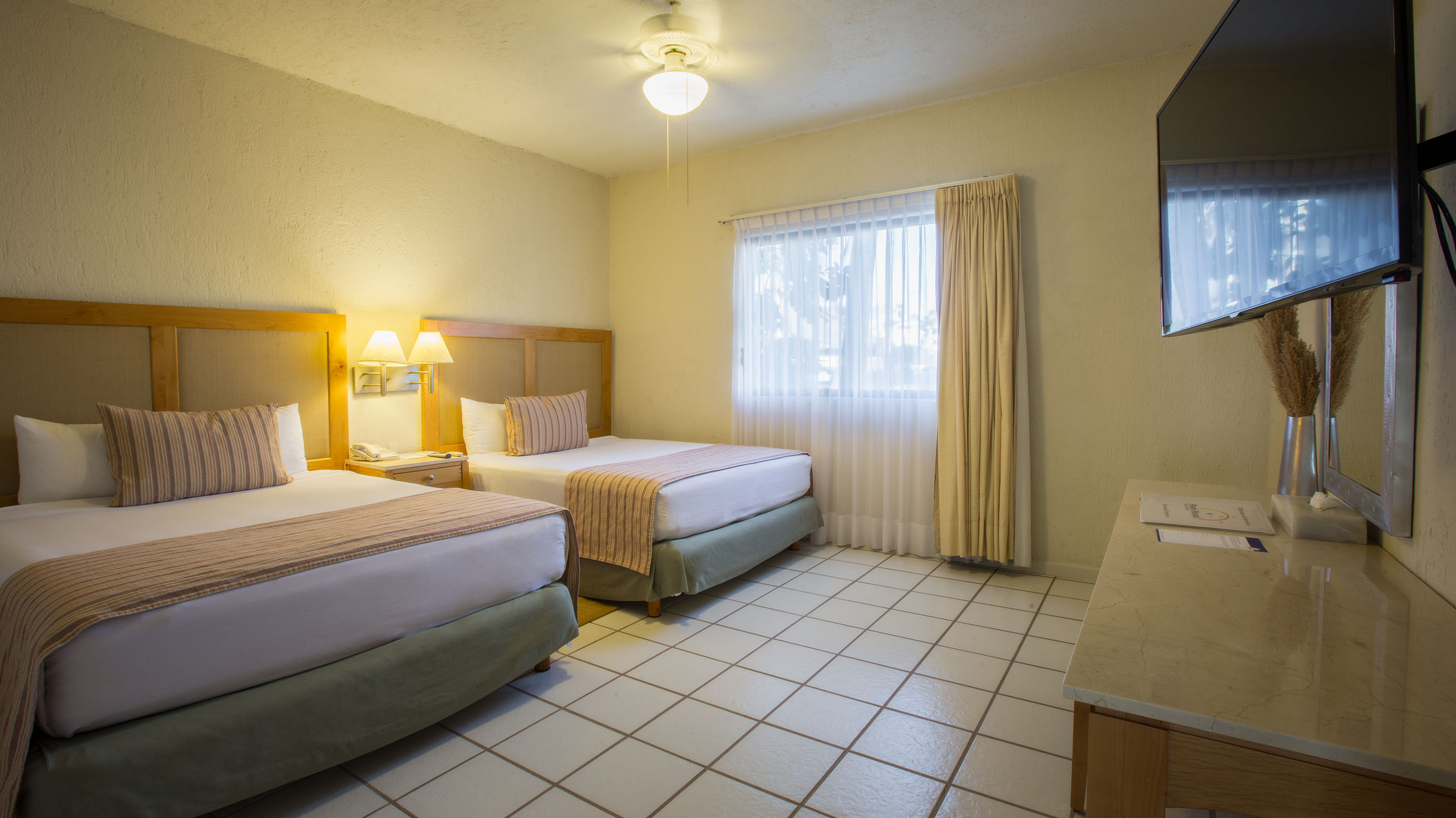 Ambassador, Suite
