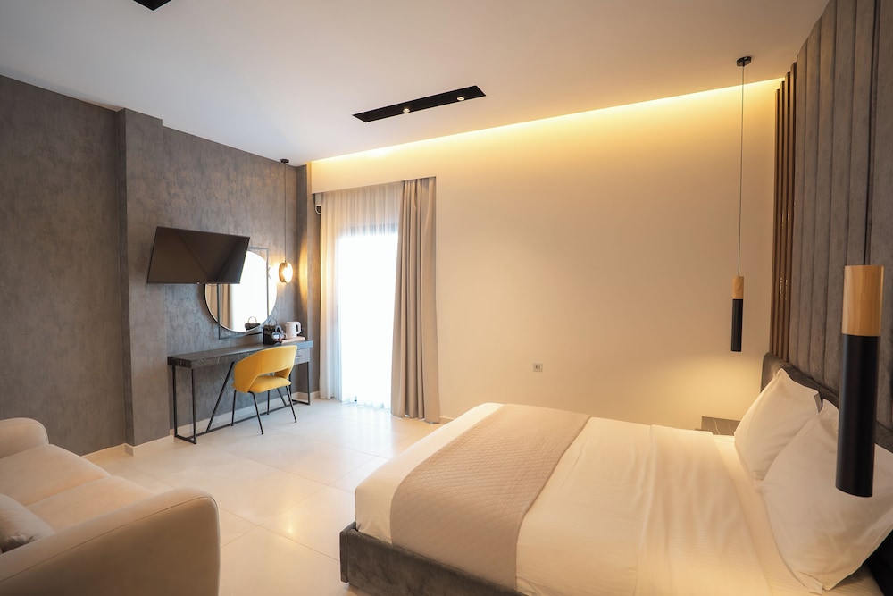 Mirabilis Boutique Hotel 18/60