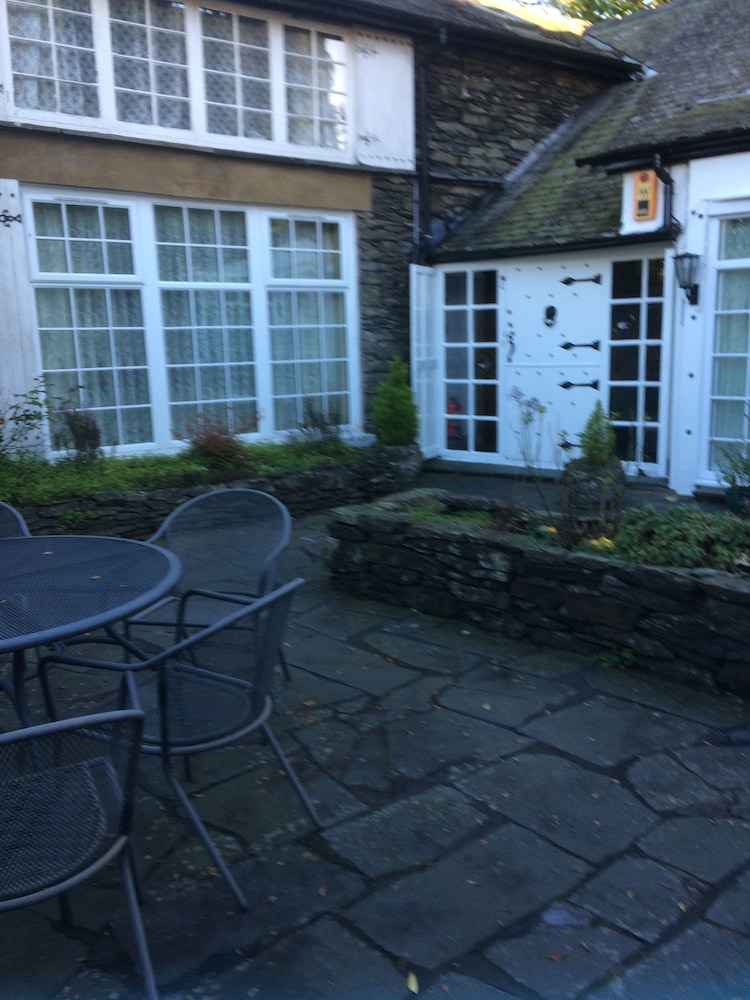The Burn How Garden House Hotel 7/67