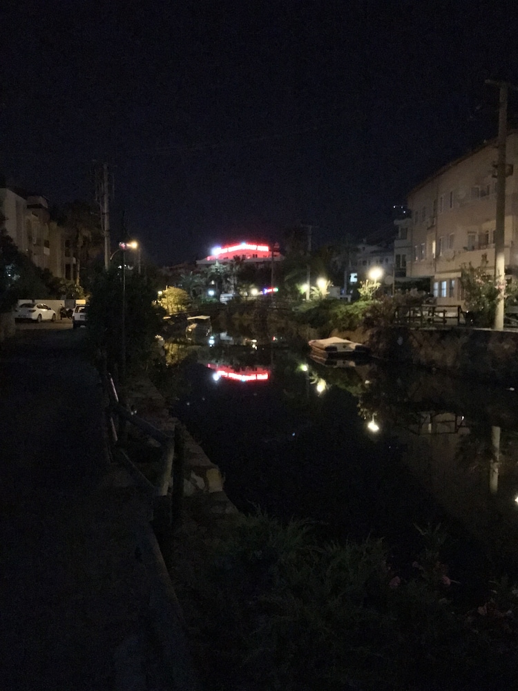 Yacht Marina Apart Hotel 19/29