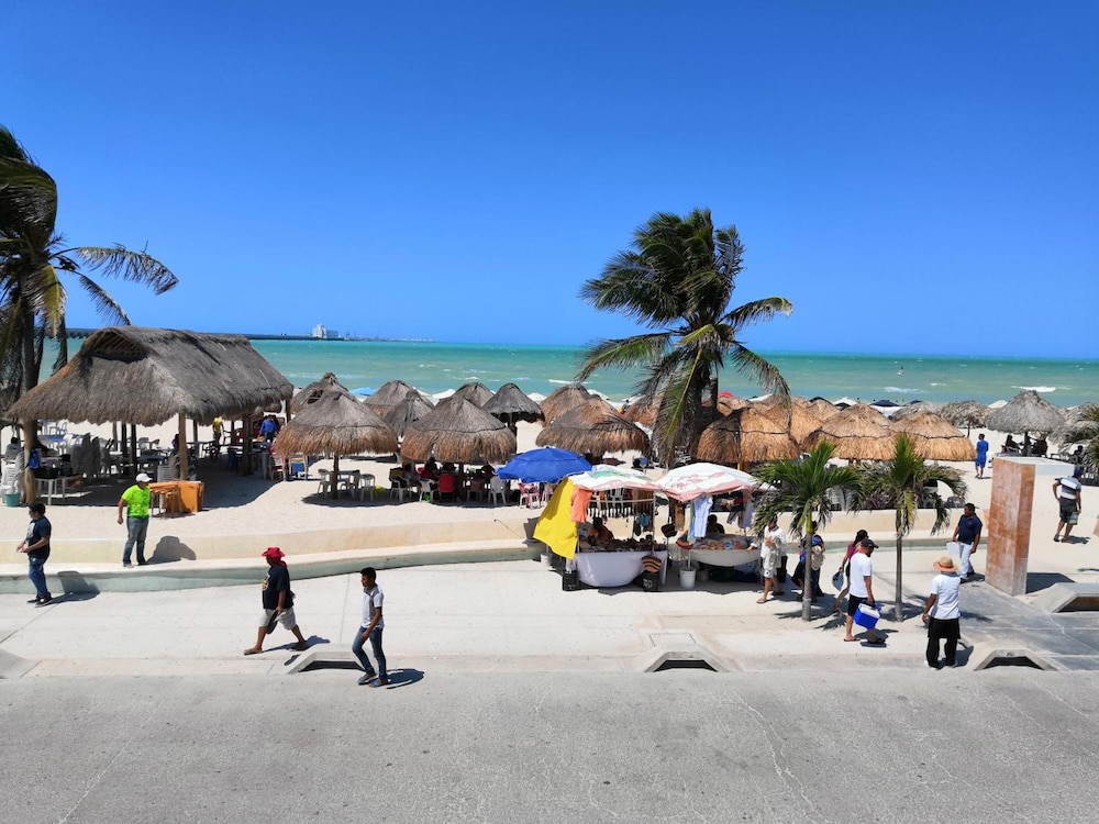 Hotel Playa Linda 44/49