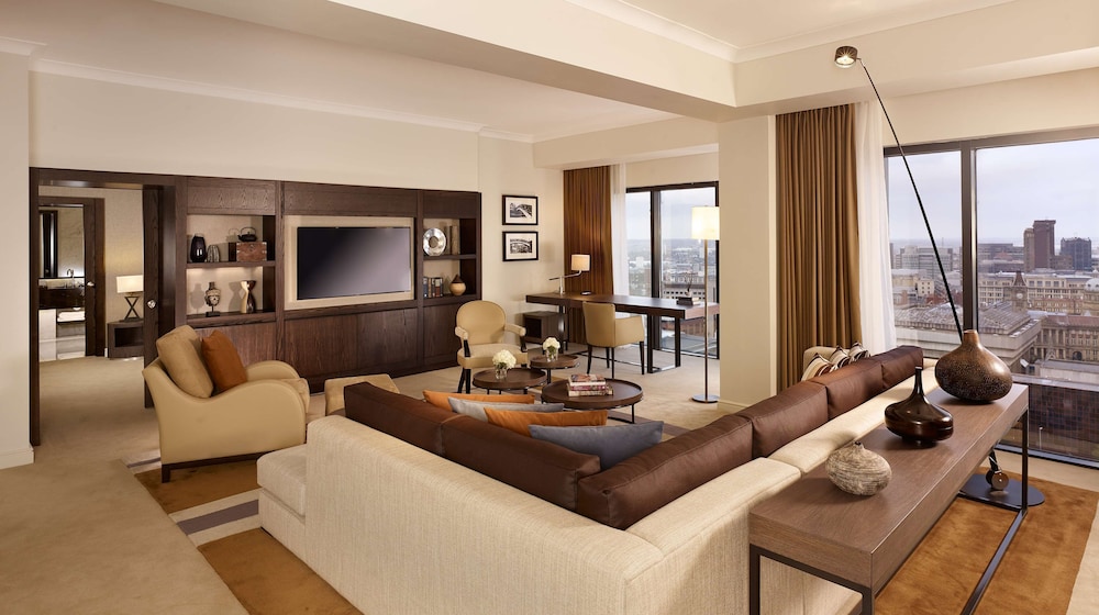 Hyatt Regency Birmingham 46/72