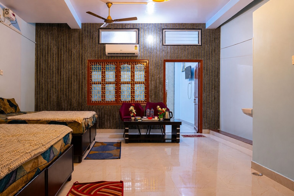 Trilok Residency 31/50