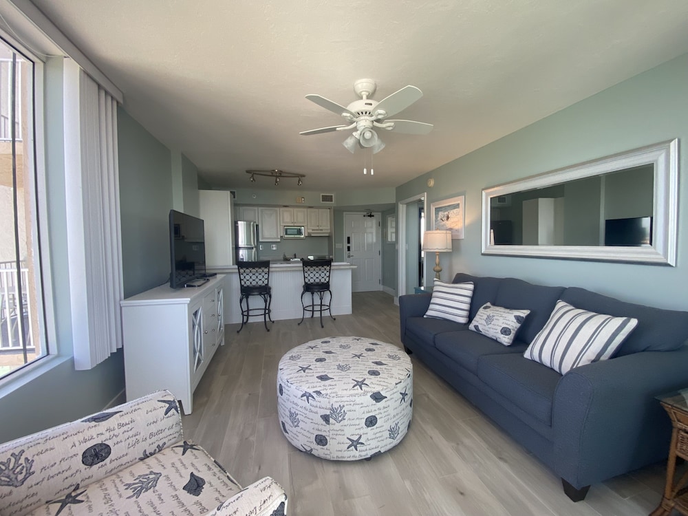 Lover's Key Resort by Check-In Vacation Rentals 50/70