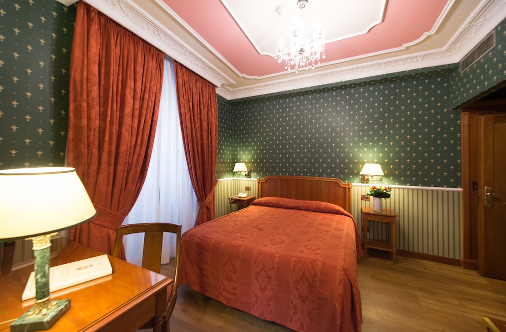 Strozzi Palace Hotel 19/42