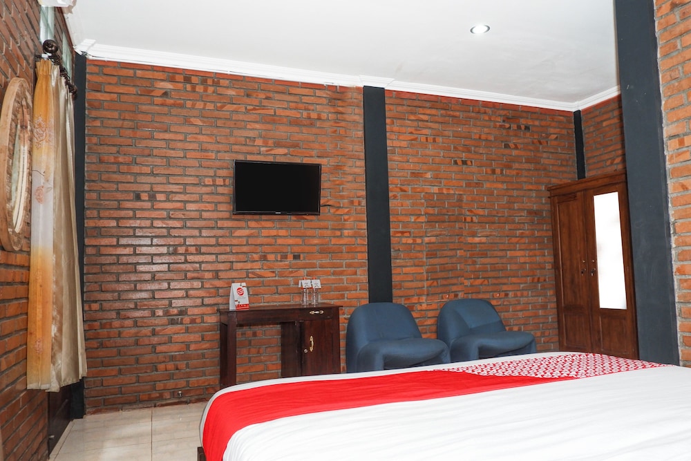 OYO 550 Kebon Krapyak Cottage Syariah 19/42