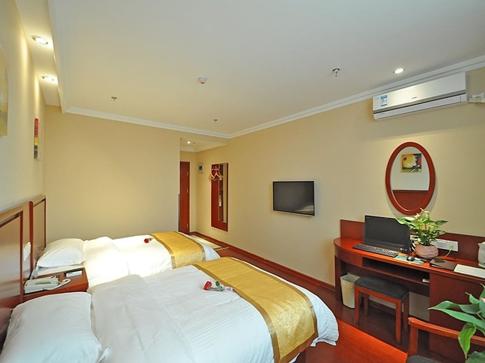 GREENTREE INN LINYI INTERNATIONAL CONVENTION CENTER EXPRESS HOTEL 34/46