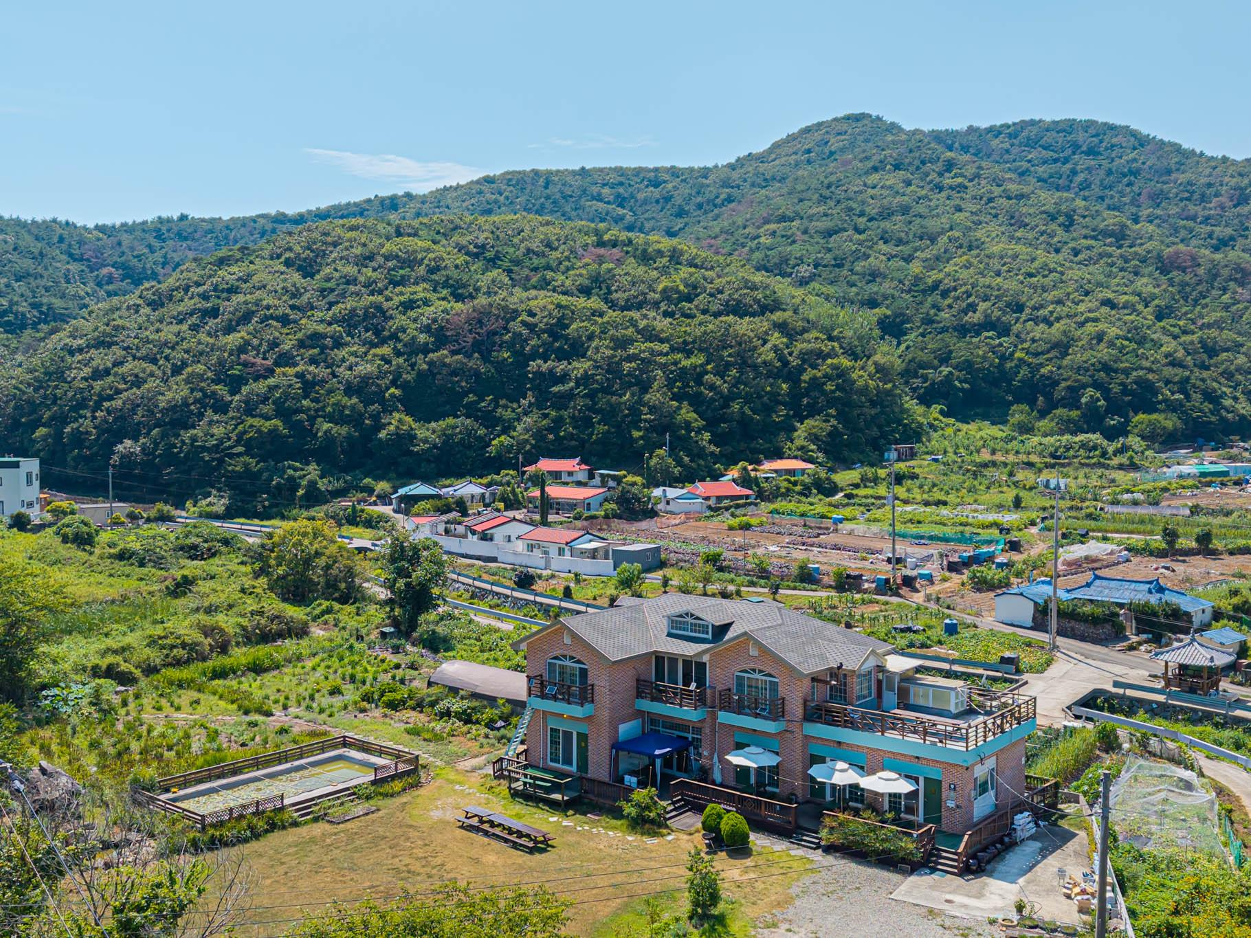 Garden Pension in Tasha, Tongyeong 21/29