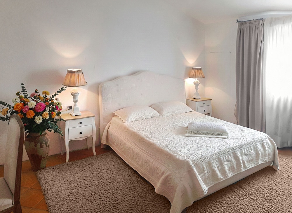 PULICINU HOTEL 11/50