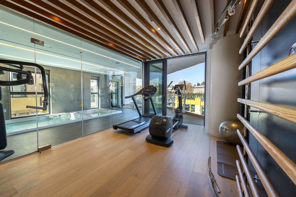 Central Park Residence 23/50