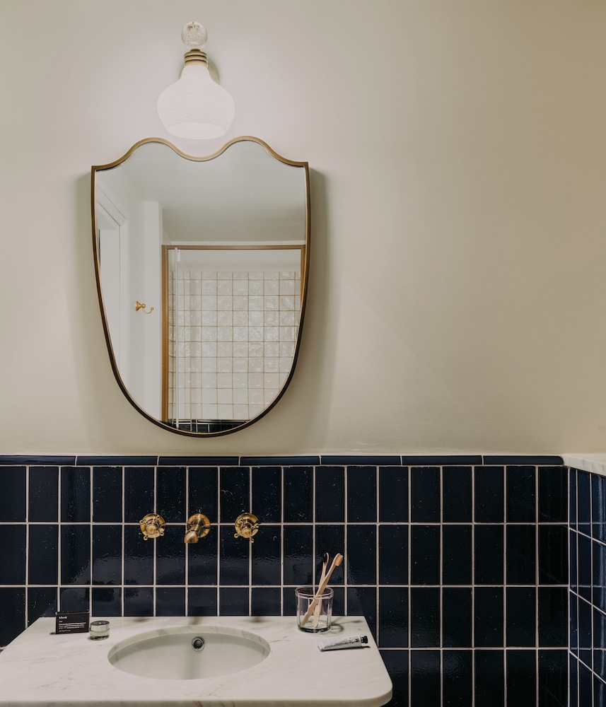The Hoxton Florence 61/63