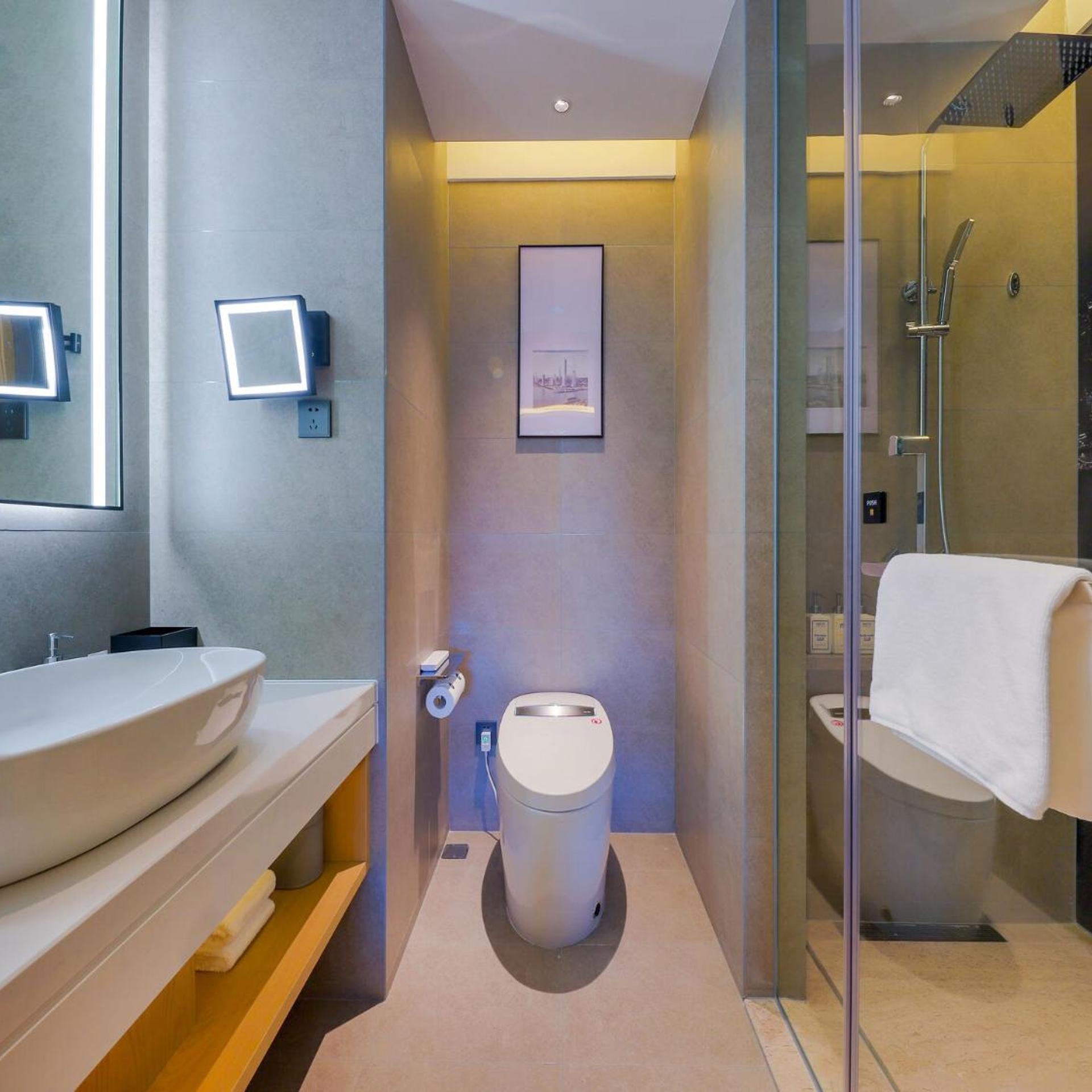 Park inn by Radisson Hotel 56/58