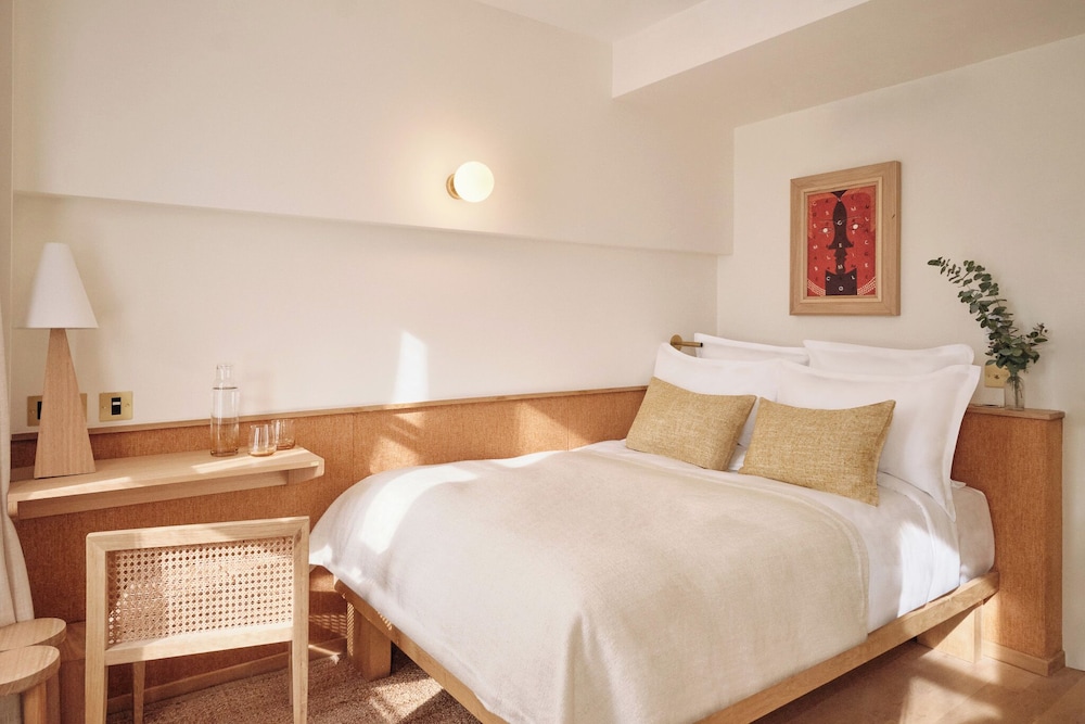 Hotel Elysee Montmartre 27/97