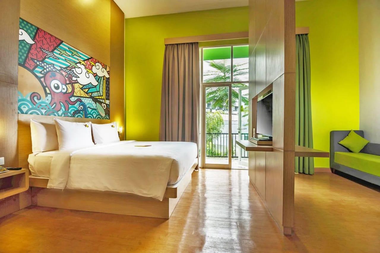 Max Warmth, King Bed، MaxOneHotels.com at Resort Makassar 3/3
