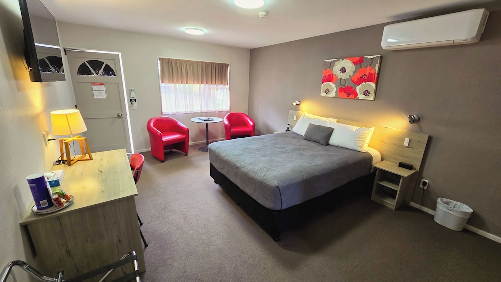 Carramar Motor Inn 31/64