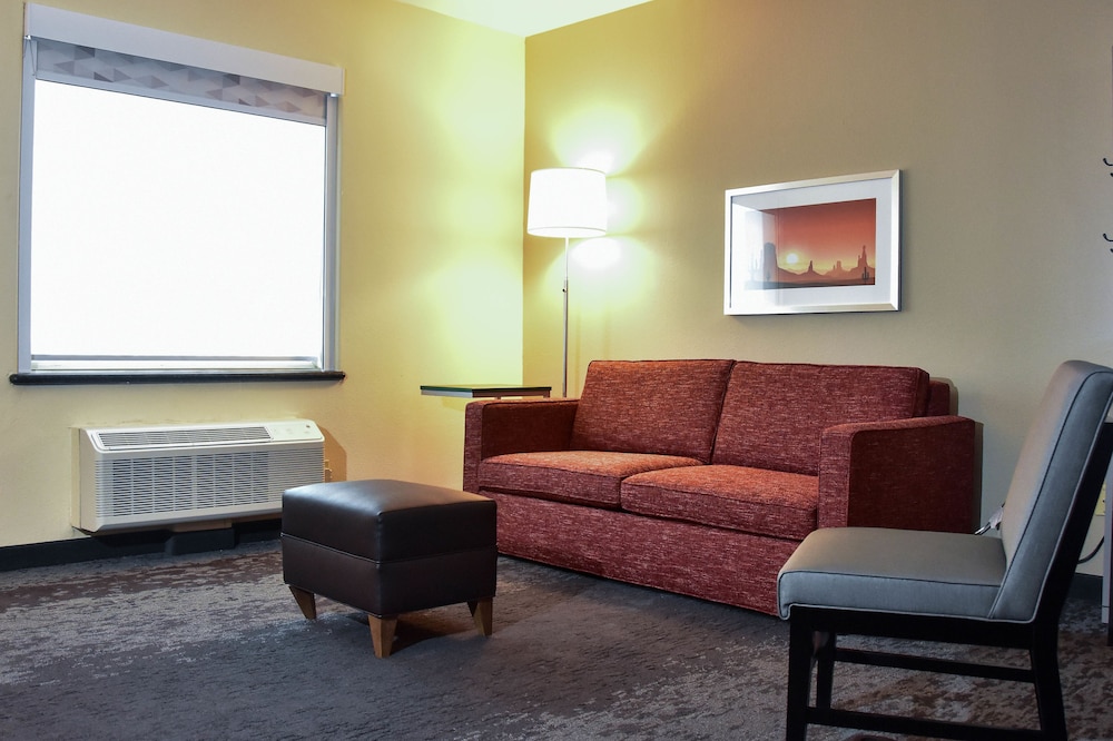 Holiday Inn Brownsville 29/48
