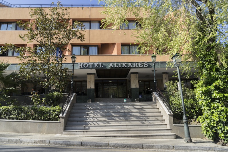 Alixares Hotel 2/82